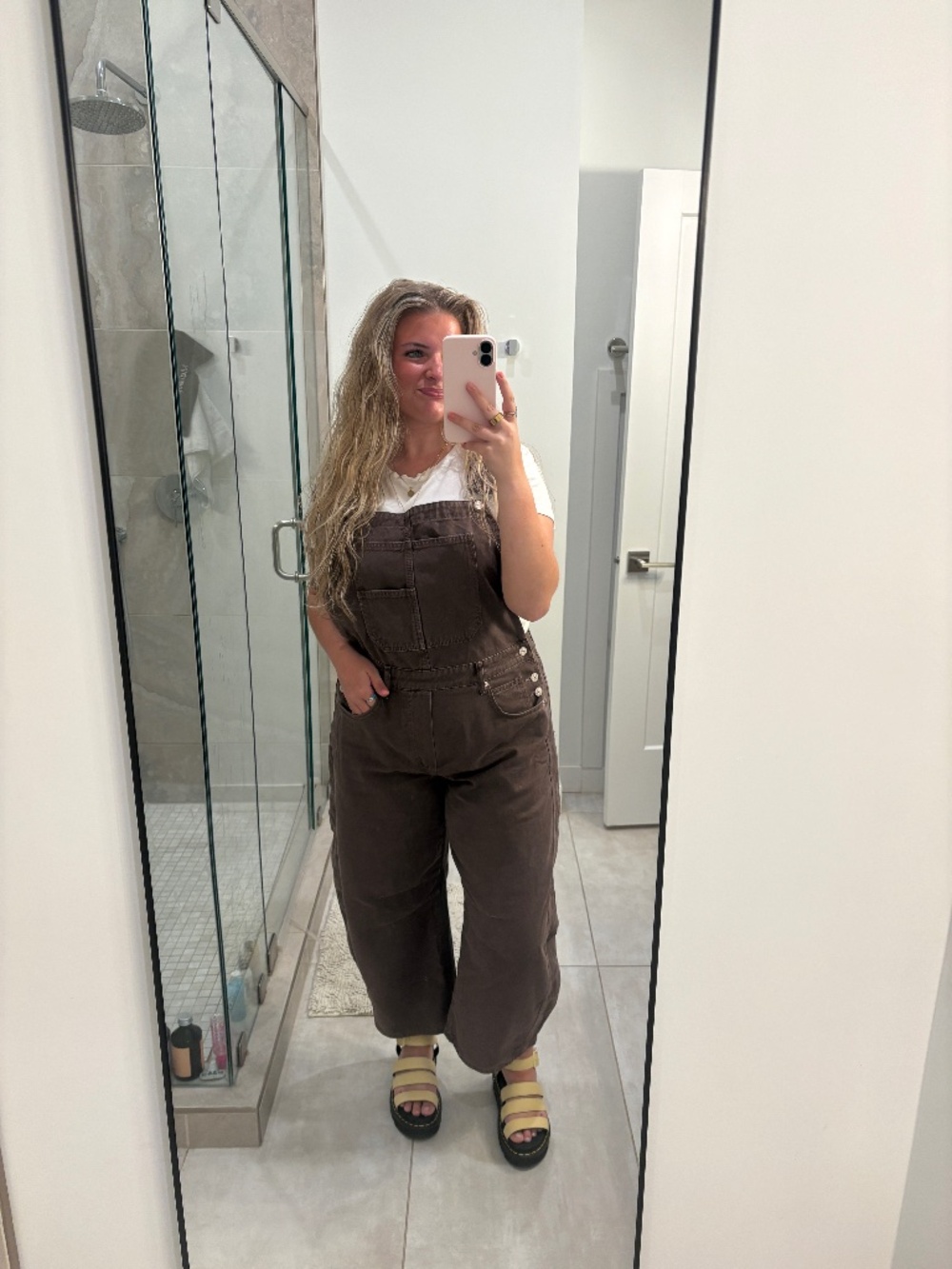 Meet your Posher, Whitney